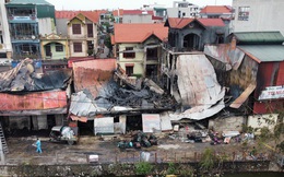 Hà Nội: Cháy lớn thiêu rụi 4 xưởng sản xuất chăn gối ở Thường Tín