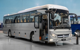 THACO ra mắt xe buýt Mercedes-Benz tại Việt Nam: 2 phiên bản, nhiều tiện nghi, bản cao nhất có hẳn nhà vệ sinh