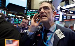 Trượt dài cuối phiên giao dịch, Dow Jones mất hơn 650 điểm