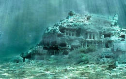 Ngắm nhìn tàn tích của thành phố Thonis-Heracleion, nơi huyền thoại Ai Cập ẩn mình dưới đại dương