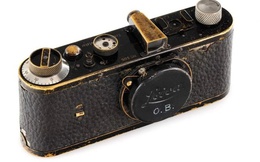 Máy ảnh Leica 99 năm tuổi giá 15 triệu USD