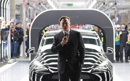 Nhân viên Tesla không có bàn làm việc, khủng hoảng sau tuyên bố của Elon Musk