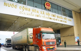 Xuất nhập khẩu qua cửa khẩu Lào Cai đạt hơn 1 tỷ USD