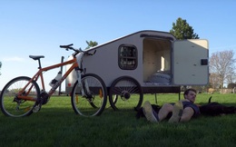 YouTuber tự chế xe đạp thành xe đạp điện kiêm luôn nhà di động