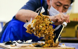 Sức sáng tạo của các nghệ nhân làm đồ ăn mô hình 'không có thật nhưng rất thật' ở Nhật Bản
