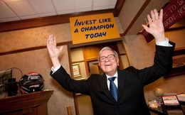 Tài sản của nhà đầu tư huyền thoại Warren Buffett thay đổi thế nào theo thời gian?