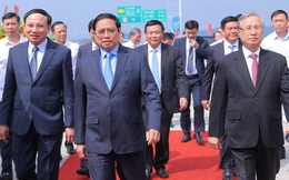 Thủ tướng cắt băng khánh thành cao tốc Vân Đồn - Móng Cái