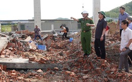 Vừa khởi tố vụ sập tường nhà xưởng ở Bình Định khiến 11 người thương vong