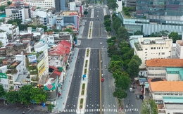 Toàn cảnh đường Lê Lợi ở TP.HCM nhộn nhịp xe cộ, tấp nập du khách đi bộ sau 8 năm bị rào chắn