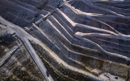 Một quốc gia châu Á hiện làm chủ tới 1/3 mỏ than mới của thế giới, đầu tư hàng chục tỷ USD cho mặt hàng này