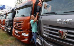 Xe tải Trung Quốc tràn vào Việt Nam