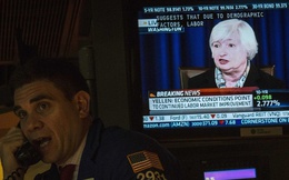 Chứng khoán Mỹ giảm mạnh sau phát biểu của Yellen