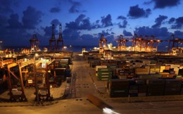 Xuất khẩu Trung Quốc bất ngờ sụt giảm trong tháng 3