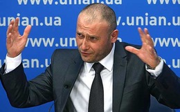 Tổng thống Ukraine bị đe dọa “lật đổ”