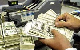 Giá USD “nóng” lên