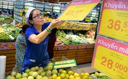 Siêu thị đồng loạt giảm giá trái cây, rau củ