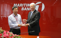 Wells Fargo vinh danh Maritime Bank bằng “Giải thưởng thanh toán đa tệ”