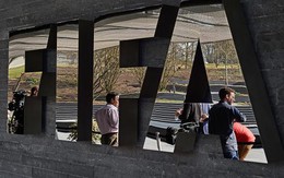 FIFA kiếm nhiều tiêu ít