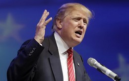Donald Trump gây sốc, các ứng viên tổng thống Mỹ "đấu khẩu"