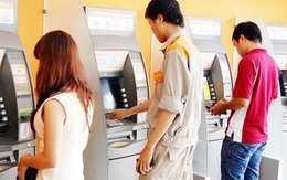 Phạt ATM hết tiền: Có phải là áp lực khiến dịch vụ ATM tốt hơn?