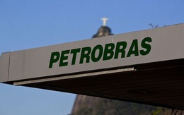Petrobras trở thành hãng dầu nợ nhiều nhất thế giới
