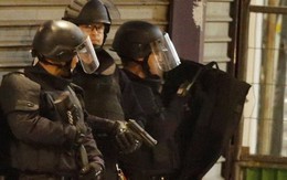 Đấu súng gần Paris: Tiêu diệt ba nghi can khủng bố