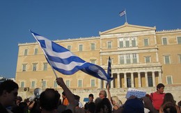 Lượng vốn chảy khỏi Hy Lạp thấp hơn nhiều so với dự báo ban đầu