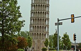 Những tòa tháp nghiêng nổi tiếng