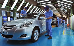 Bộ Tài chính bác tin giá ô tô tăng vì “gánh” thêm phí