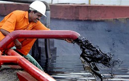 Giá dầu tăng tổng cộng 11% sau 2 phiên