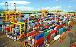 Hàng nghìn container hàng tồn đọng tại các cảng biển quốc tế