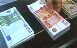 Giải pháp nào cho doanh nghiệp Việt Nam khi đồng Ruble biến động?