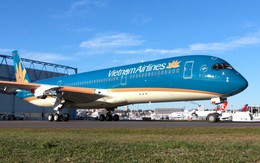 Thiếu thông tin trễ chuyến, Vietnam Airlines và Vietjet bị phạt