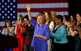 Bầu cử Mỹ: Hillary Clinton bất ngờ vượt xa Donald Trump