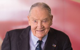 Các nhà đầu tư thường nghĩ mình giỏi hơn người khác, nhưng muốn kiếm được tiền phải tỏ ra "ngu ngốc"