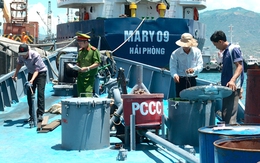 Bắt 2 tàu chứa 100 tấn dầu lậu tại vịnh Cam Ranh