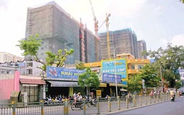 Quá tải hạ tầng: Tân Phú dày đặc chung cư