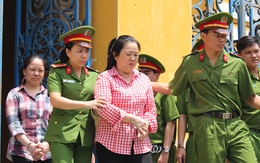 Hàng triệu USD đưa trái phép vào Việt Nam
