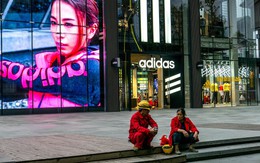 Nike, Adidas thắng lớn ở Trung Quốc nhờ chống tham nhũng