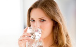 8 điều kỳ diệu xảy ra với cơ thể khi bạn uống nước lúc đói, ngay sau khi ngủ dậy