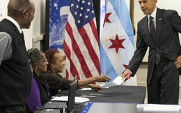 Tổng thống Obama đi bỏ phiếu sớm trước ngày bầu cử 8/11