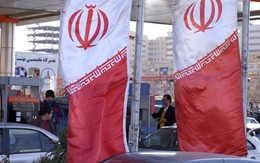 Giá dầu tăng khi Iran phát tín hiệu đồng ý thảo luận đóng băng sản lượng