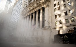 Cổ phiếu Apple "phủ bóng đen" lên phố Wall