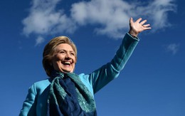 Hillary Clinton huy động được số tiền tranh cử gấp đôi Donald Trump