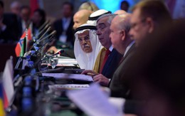 Saudi Arabia và Nga nhất trí sẽ "đóng băng" sản lượng