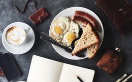 7 thói quen ăn sáng nếu không bỏ ngay sẽ cực hại cho sức khỏe