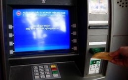 Các NHTM được "lệnh" ưu tiên hàng đầu cấp tiền mặt cho máy ATM