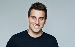 Brian Chesky: Cầu thủ khúc côn cầu trở thành tỷ phú trước tuổi 40 nhờ ý tưởng "bán" không gian ngủ