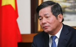 Phút lặng của Bộ trưởng Bùi Quang Vinh