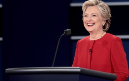Đoạn độc thoại của Donald Trump khiến bà Clinton bật cười giữa cuộc tranh luận nảy lửa